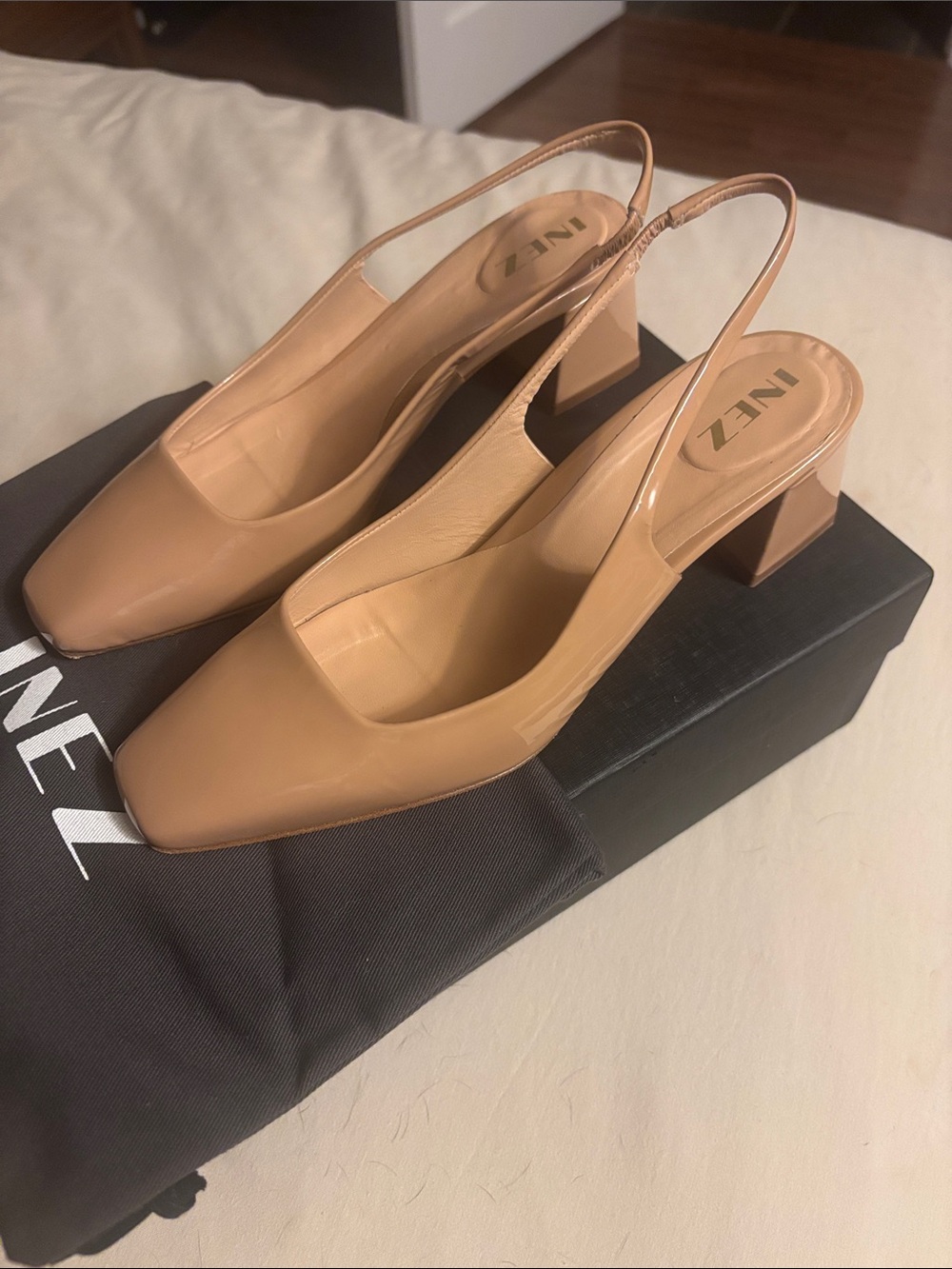 Inez Nude Patent Slingback Block Heel Pumps EUC size 7 with box and dust bag - Picture 2 of 5